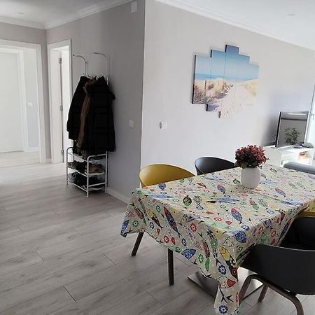 *Sea View* New 3 Bedroom Apt With Free Parking Сесимбра Екстериор снимка